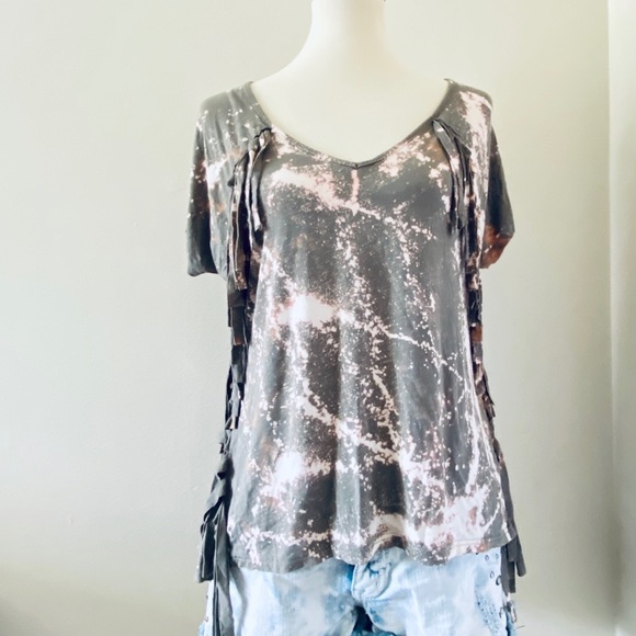 POL Green Custom Bleach Dye Fringe Short Sleeve - Picture 6 of 7